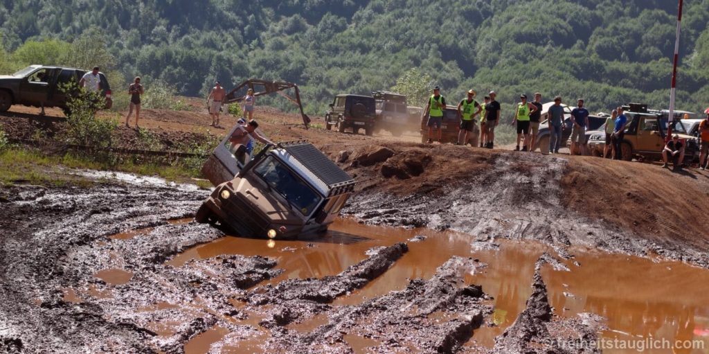 Mercedes G Klasse versenkt beim OTA Globetrotter Rodeo